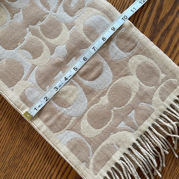 Coach Signature Scarf - Picture 3 of 3